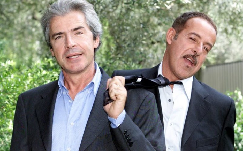 https://www.ragusanews.com/immagini_articoli/25-06-2019/attesa-per-il-debutto-di-solenghi-e-lopez-al-teatro-greco-di-siracusa-500.jpg