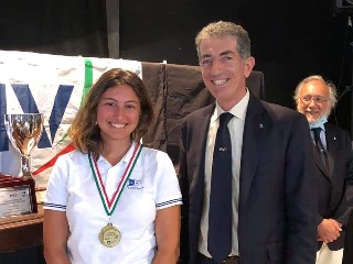 https://www.ragusanews.com/immagini_articoli/25-06-2020/premiati-i-campioni-della-vela-siciliana-240.jpg