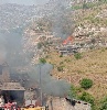 https://www.ragusanews.com/immagini_articoli/25-08-2023/il-vento-porta-l-incendio-a-ragusa-ibla-100.jpg