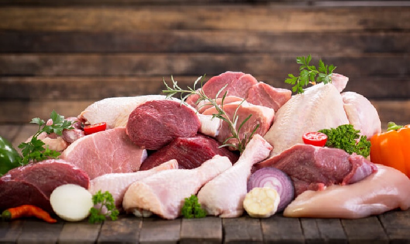 https://www.ragusanews.com/immagini_articoli/25-11-2021/quale-carne-mangiare-per-abbassare-il-colesterolo-500.jpg