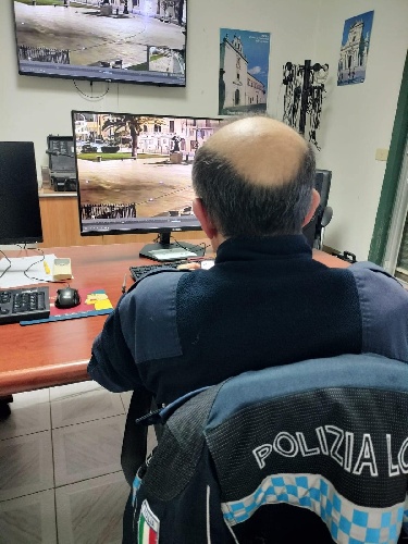 https://www.ragusanews.com/immagini_articoli/26-02-2025/ispica-denunciato-l-autore-dell-imbrattamento-della-stele-alla-resistenza-500.jpg