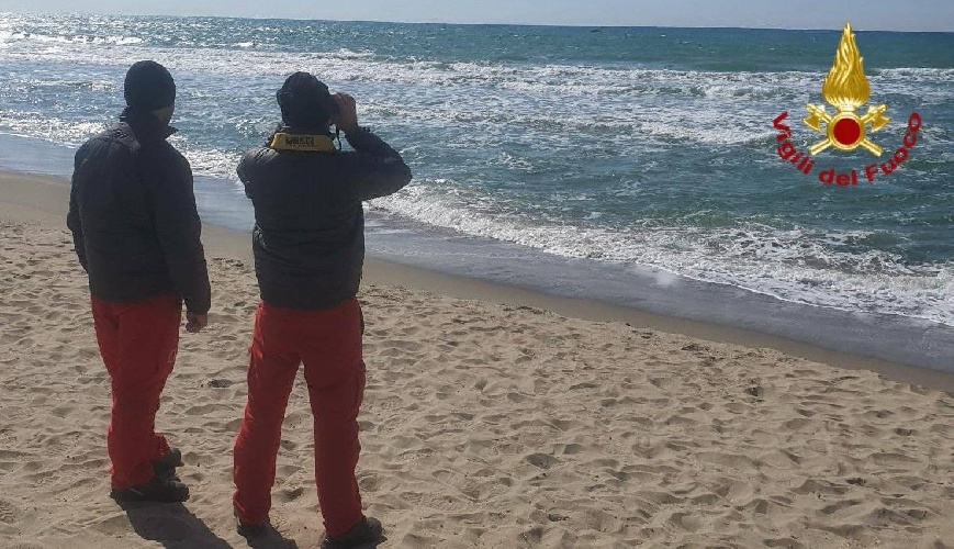 https://www.ragusanews.com/immagini_articoli/26-03-2025/catania-trovato-morto-il-pescatore-scomparso-aveva-44-anni-500.jpg