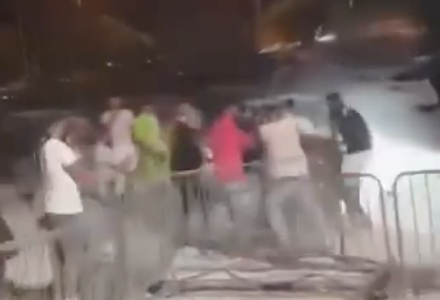 https://www.ragusanews.com/immagini_articoli/26-04-2025/la-rissa-estiva-in-un-locale-di-ispica-denunciati-7-giovanissimi-un-arresto-300.jpg