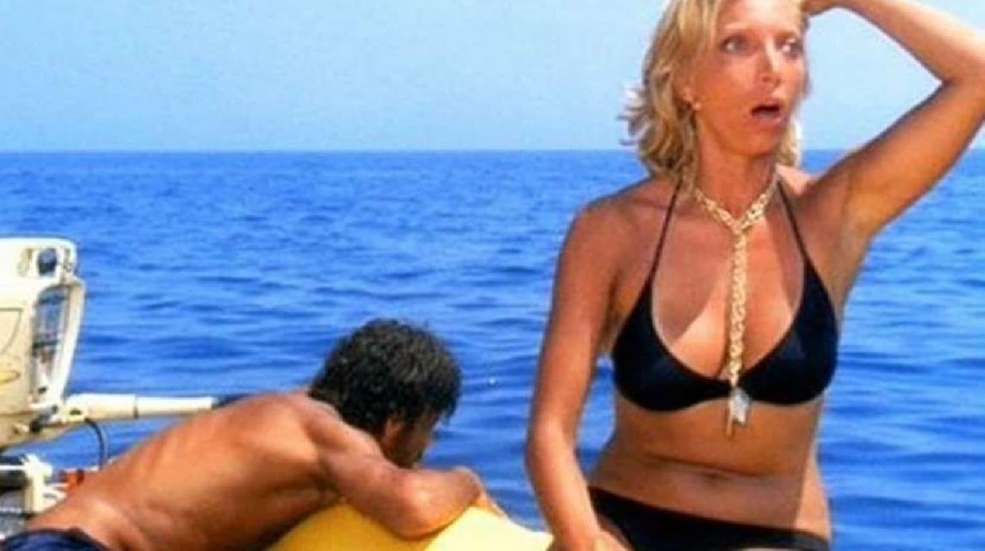 https://www.ragusanews.com/immagini_articoli/26-07-2021/sicilia-travolti-dalla-quarta-ondata-nell-azzurro-mare-d-agosto-500.jpg