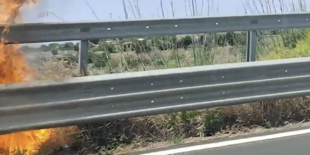 https://www.ragusanews.com/immagini_articoli/26-11-2024/individuato-l-incendiario-della-fiumara-500.jpg