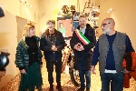 https://www.ragusanews.com/immagini_articoli/26-11-2024/luca-carboni-quarant-anni-di-musica-e-pittura-in-mostra-a-bologna-100.jpg