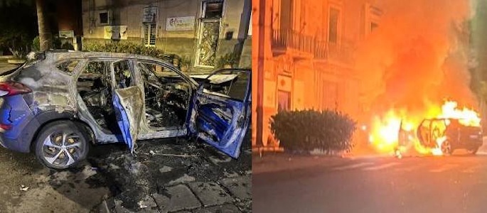 https://www.ragusanews.com/immagini_articoli/27-04-2025/scontro-violento-e-auto-in-fiamme-feriti-6-ragazzi-ad-acireale-300.jpg