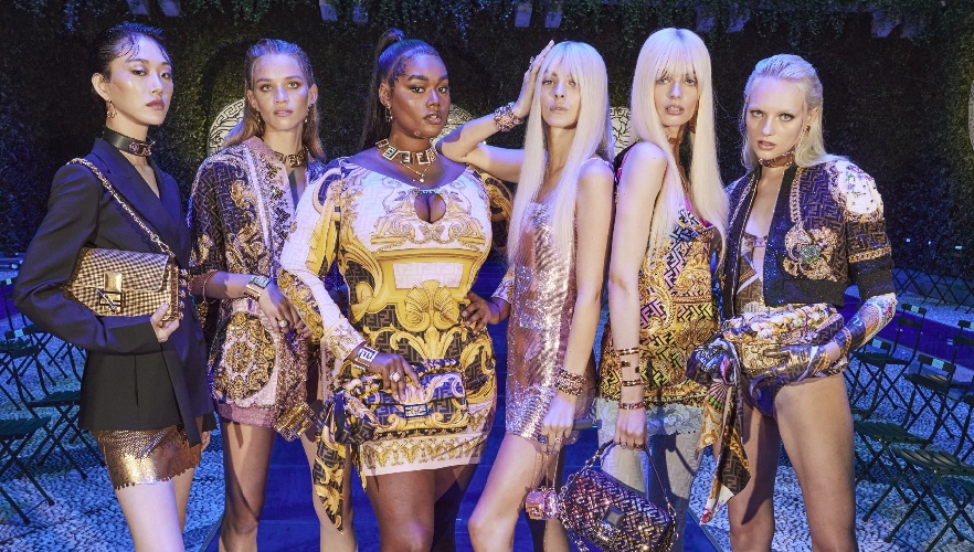 https://www.ragusanews.com/immagini_articoli/27-09-2021/fendi-e-versace-i-due-direttori-creativi-si-scambiano-di-ruolo-500.jpg