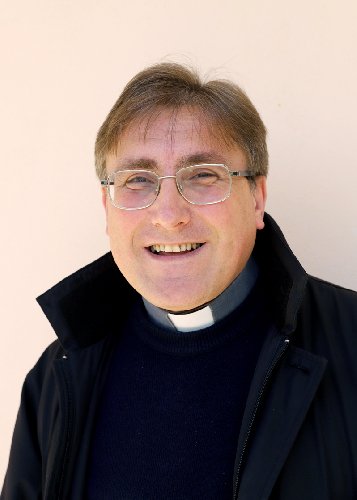 https://www.ragusanews.com/immagini_articoli/27-10-2018/vescovo-ragusa-nomina-parroci-500.jpg