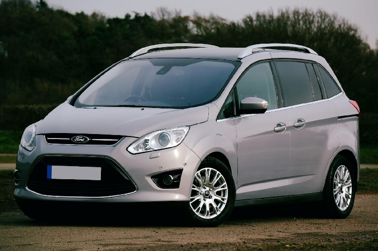 https://www.ragusanews.com/immagini_articoli/27-10-2022/i-6-problemi-piu-comuni-per-le-automobili-ford-che-dovreste-conoscere-500.jpg