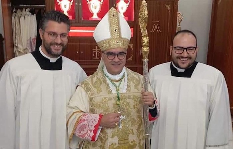 https://www.ragusanews.com/immagini_articoli/28-12-2023/il-vescovo-di-ragusa-ordinera-due-nuovi-diaconi-nel-2024-500.jpg