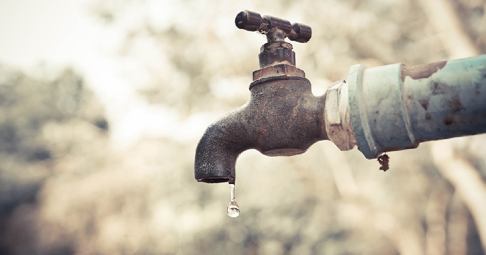 https://www.ragusanews.com/immagini_articoli/29-06-2024/ragusa-e-senz-acqua-500.jpg