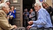 https://www.ragusanews.com/immagini_articoli/29-10-2023/giancarlo-giannini-a-catania-per-il-nuovo-film-mimi-metallurgico-100.jpg