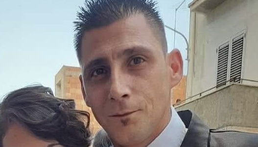 https://www.ragusanews.com/immagini_articoli/30-01-2025/1738239706-vittoria-ucciso-a-fucilate-angelo-ventura-1-300.jpg