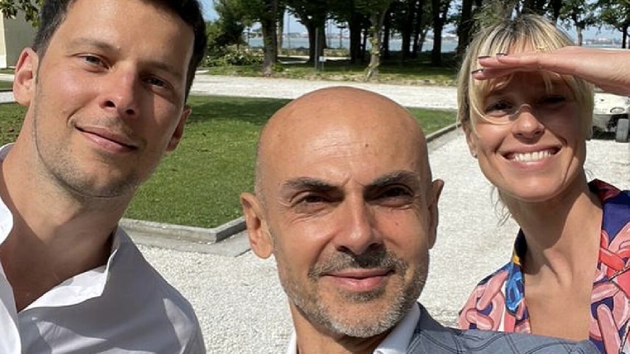 https://www.ragusanews.com/immagini_articoli/30-08-2022/enzo-miccio-quanto-costa-organizzare-un-matrimonio-con-lui-500.jpg