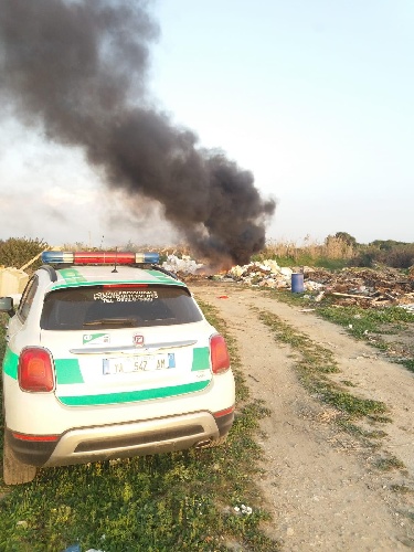 https://www.ragusanews.com/immagini_articoli/31-05-2024/contrasto-alle-fumarole-sono-11-le-denunce-nel-ragusano-500.jpg