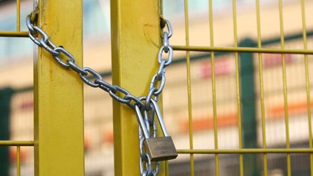 Faceva prostituire la figlia, arrestata