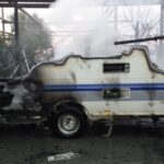 La roulotte incendiata