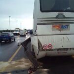 Il bus vittima del casello