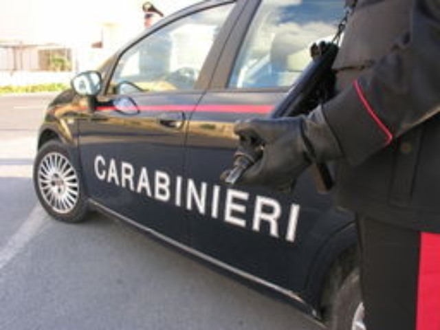 Droga:sgominati 2 clan,decine di arresti