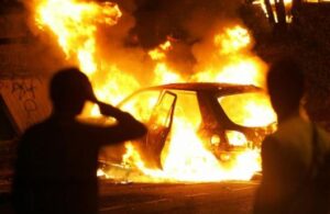 Incendio auto