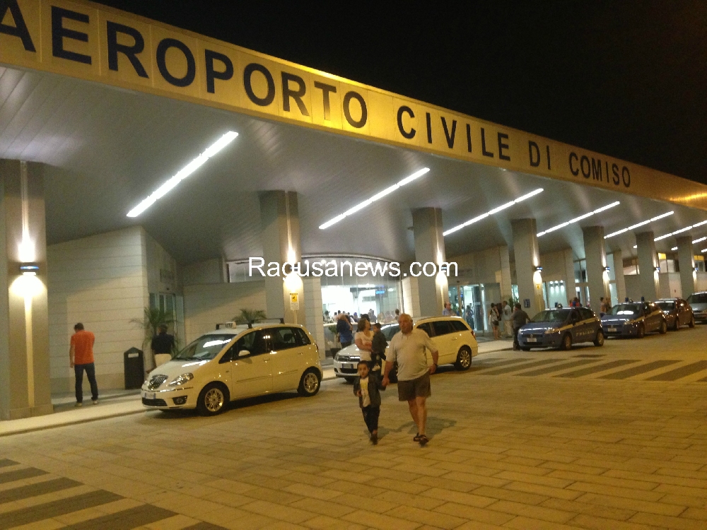 Aeroporto di Comiso, polemiche sugli autobus e sui taxi Aeroporto di Comiso, polemiche sugli autobus e sui taxi