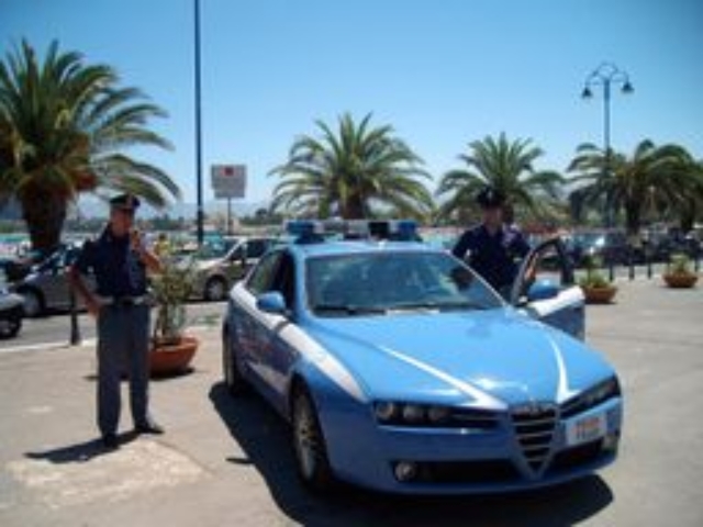Donna 71 anni ruba pc, era di immigrato