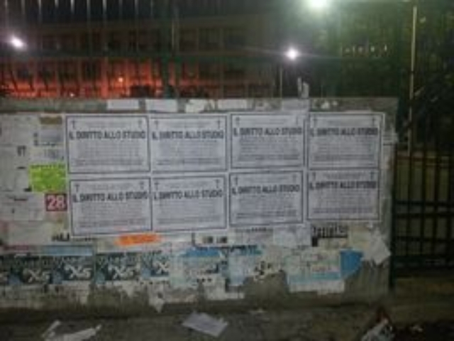 Necrologi su muri, morto diritto studio