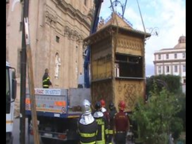 Mafia:portato via chiosco boss a Palermo