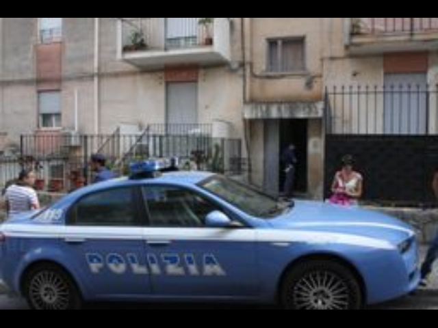 In bus con 6 chili marijuana, 4 arresti