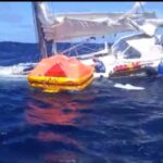 I due occupanti salvi dopo nove ore in acqua