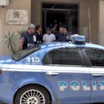 Rilievi della Scientifica nel luogo dell’omicidio
