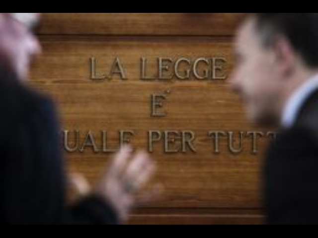 Ragazza suicida: reato prescritto a padre