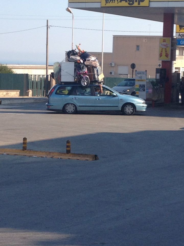Il trasloco, a Ispica