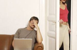 Giustificarsi con la moglie