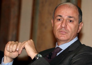 Il Ministro Passera