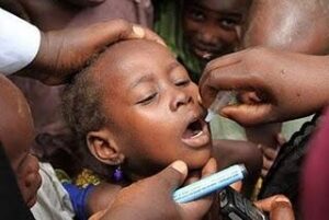 Vaccinazione bimbi africani