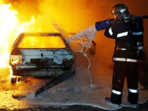 Incendio auto