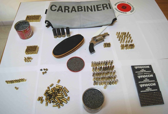 I proiettili nelle mutande, due arresti ad Acate