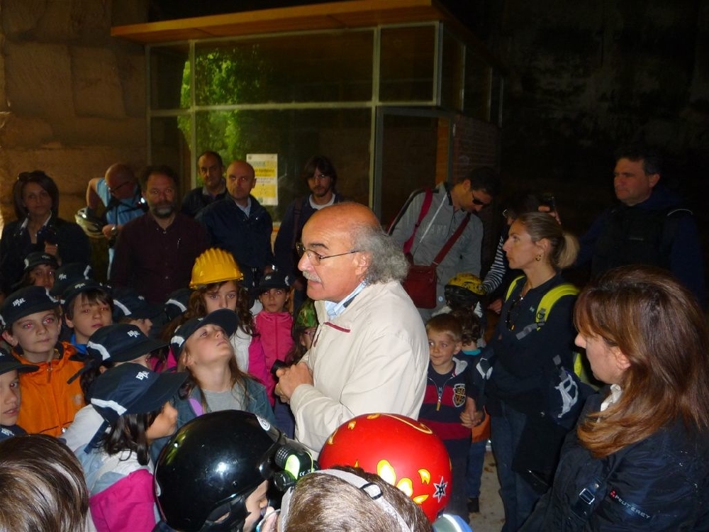 I bambini della Crispi a Cava Gonfalone