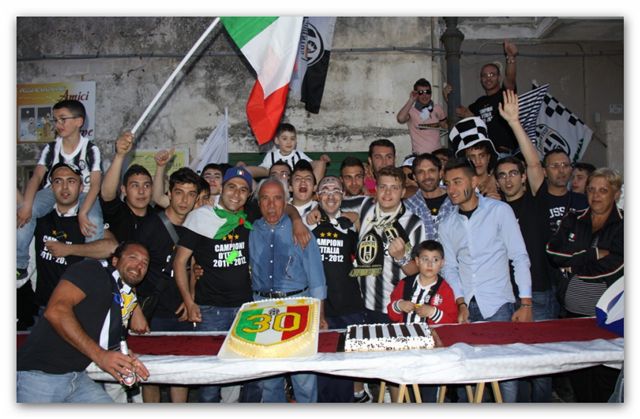 Juventini in festa. Anche a Monterosso