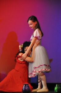 Pentagramma al femminile a Ragusa