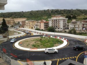 Aperta rotatoria viale I Maggio
