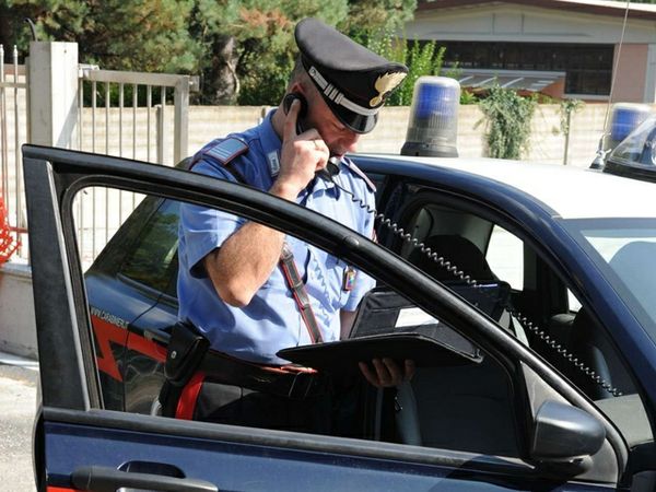 Acate, arrestato 17enne vittoriese, per rapina a un rumeno