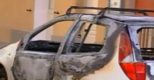 La Fiat Punto incendiata