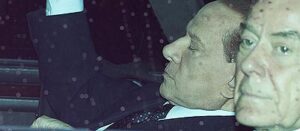 Berlusconi si dimette