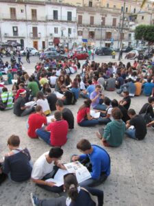 Classe pollaio, Modica, protesta
