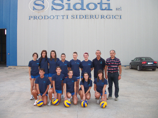 Annunziata Volley Comiso, la Mazzeo veste di gialloblu