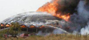 Pala Roma di Comiso in fiamme