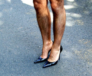 Gambe donna pelose